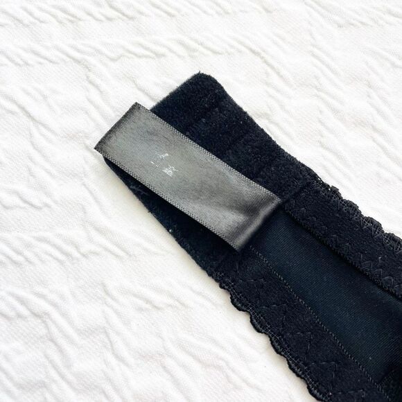 BUY 1 GET 1 FREE black strapless bra 36b - Picture 11 of 11